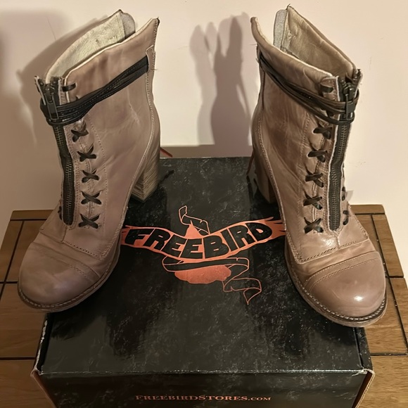 EUC Freebird BAILEY (taupe) boots — women’s size 10 - Picture 8 of 11